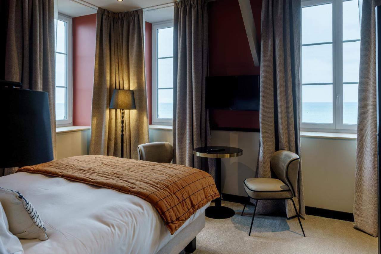 Hotel De La Plage Lion-sur-Mer Ngoại thất bức ảnh