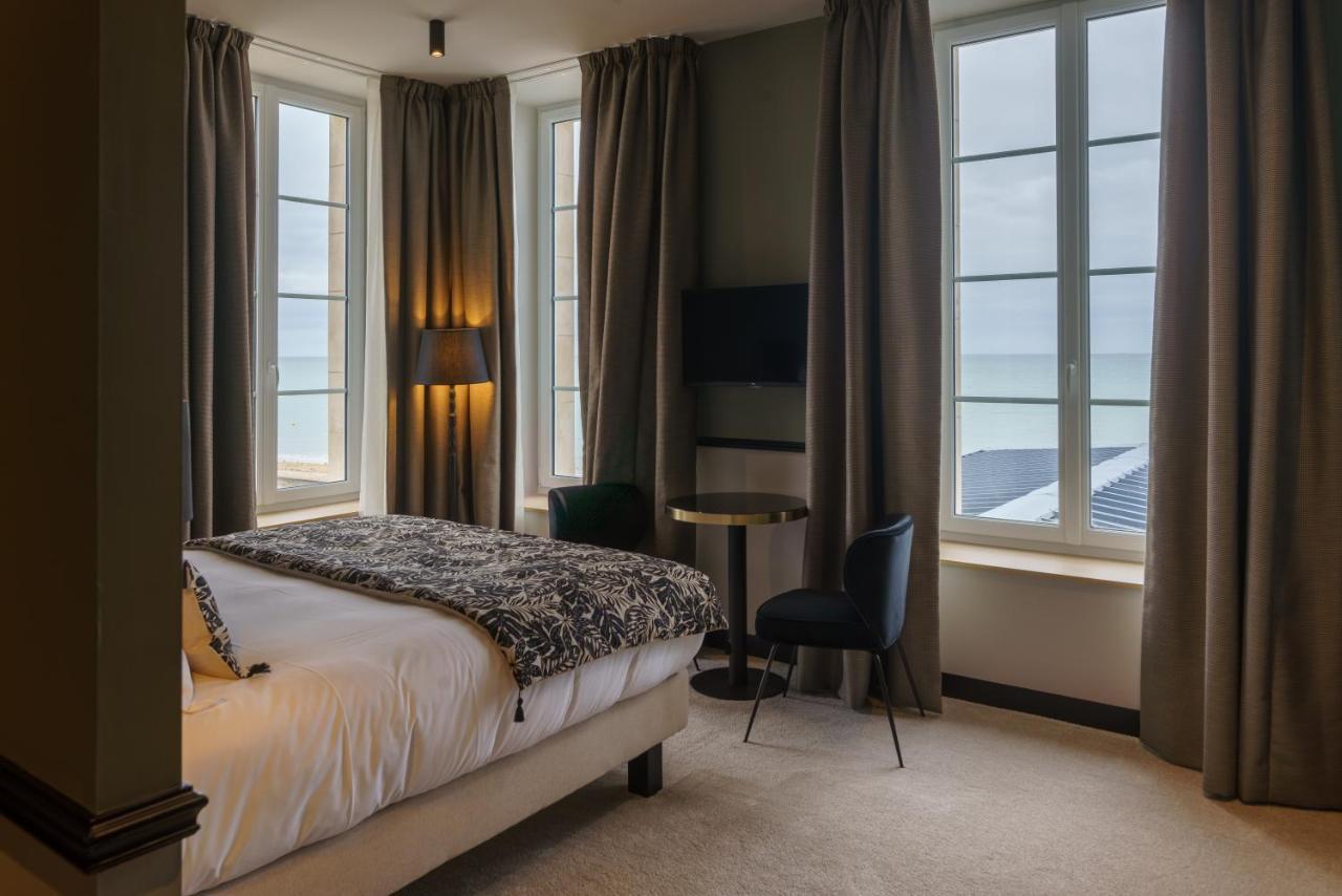 Hotel De La Plage Lion-sur-Mer Ngoại thất bức ảnh