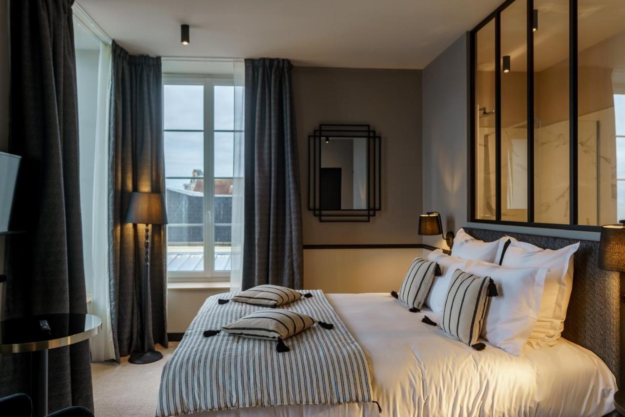 Hotel De La Plage Lion-sur-Mer Ngoại thất bức ảnh