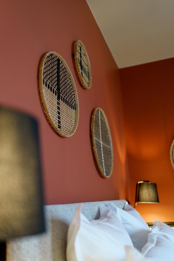 Hotel De La Plage Lion-sur-Mer Ngoại thất bức ảnh